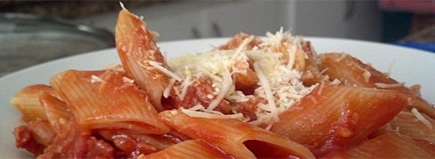 You are currently viewing Receta: Penne con Salsa Amatriciana
