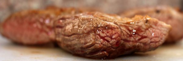 Read more about the article Probar la Cocción de la Carne con el Dedo